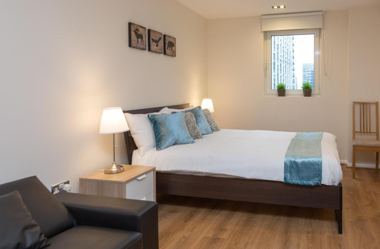 Royal Crossharbour Apartment London Exterior foto